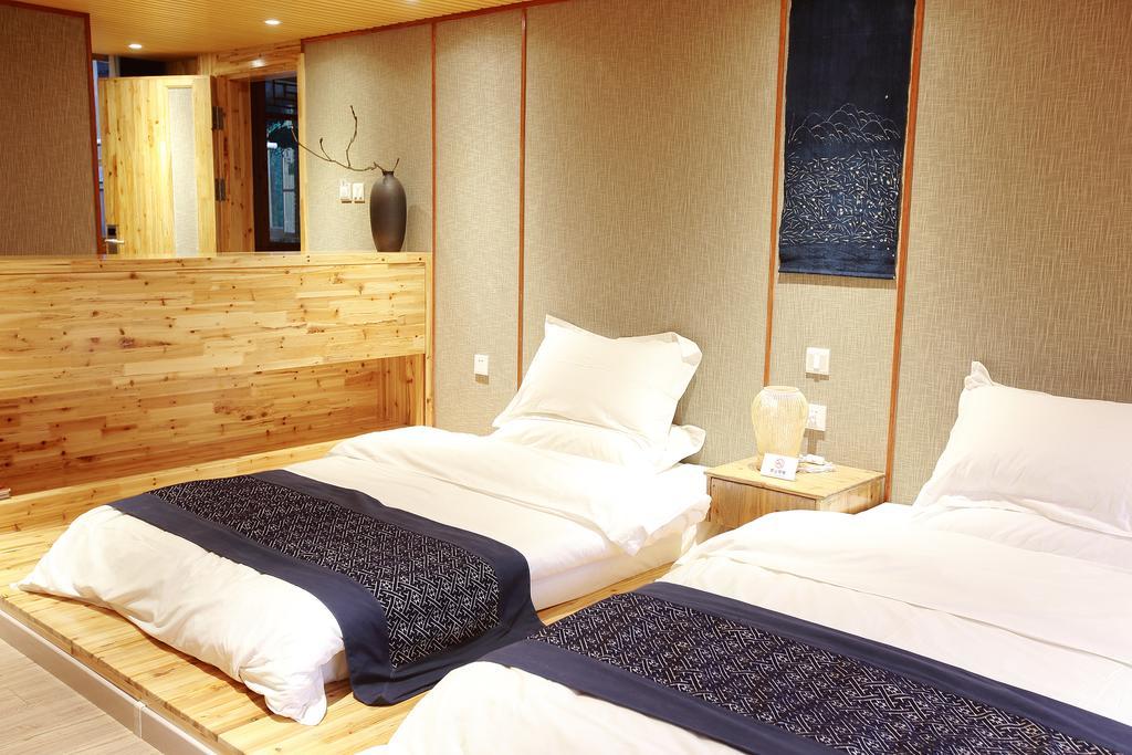 Tong Sang Art Hotel Liping Esterno foto
