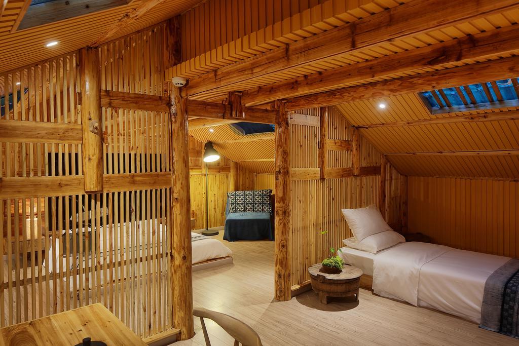 Tong Sang Art Hotel Liping Esterno foto