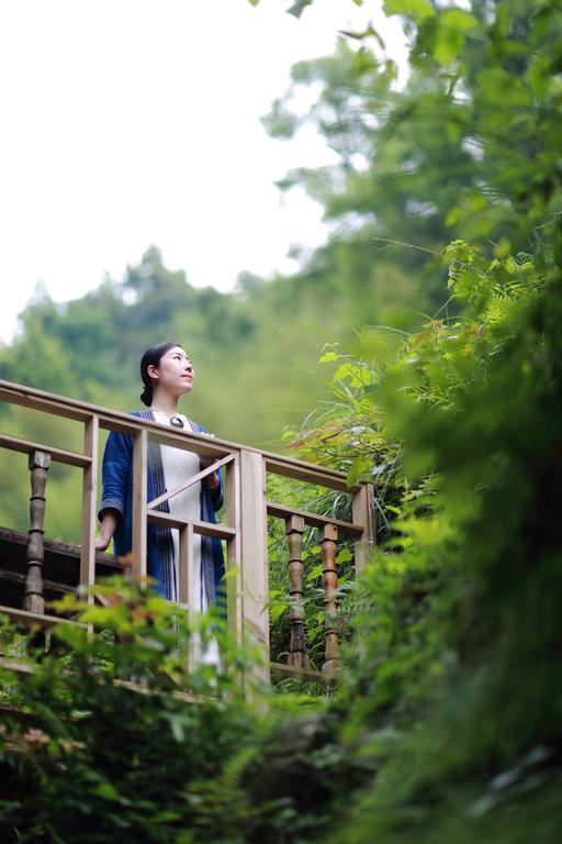 Tong Sang Art Hotel Liping Esterno foto